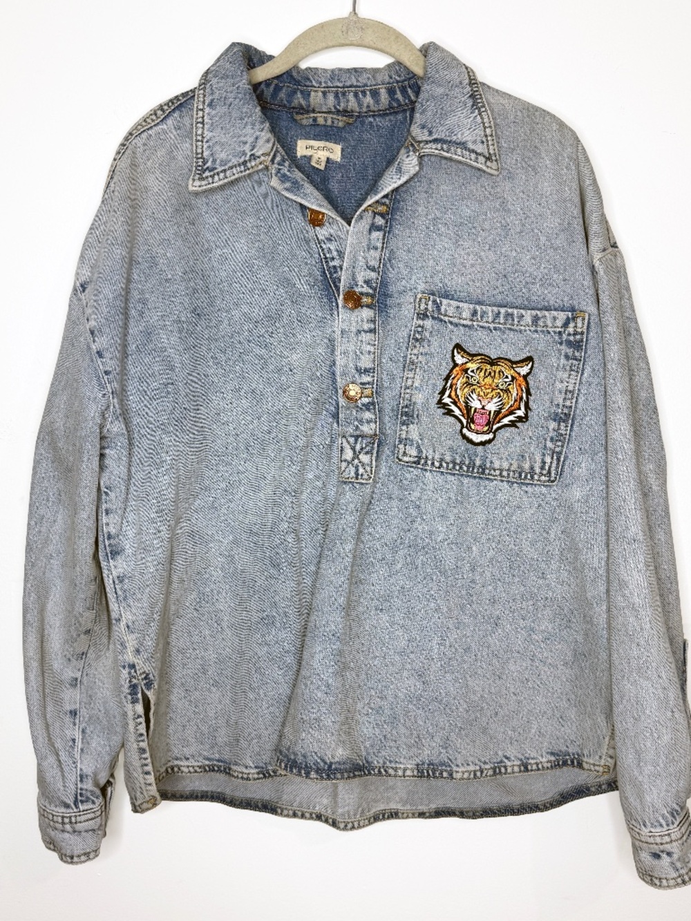 Pilcro Becca Denim Popover Shirt XS Custom Tiger Patch